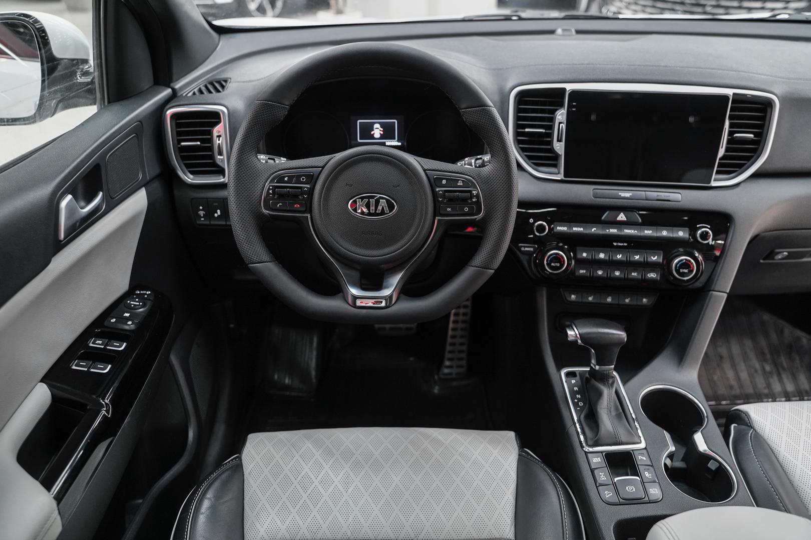 Kia Sportage 2016, белый, ДЦ Орехово