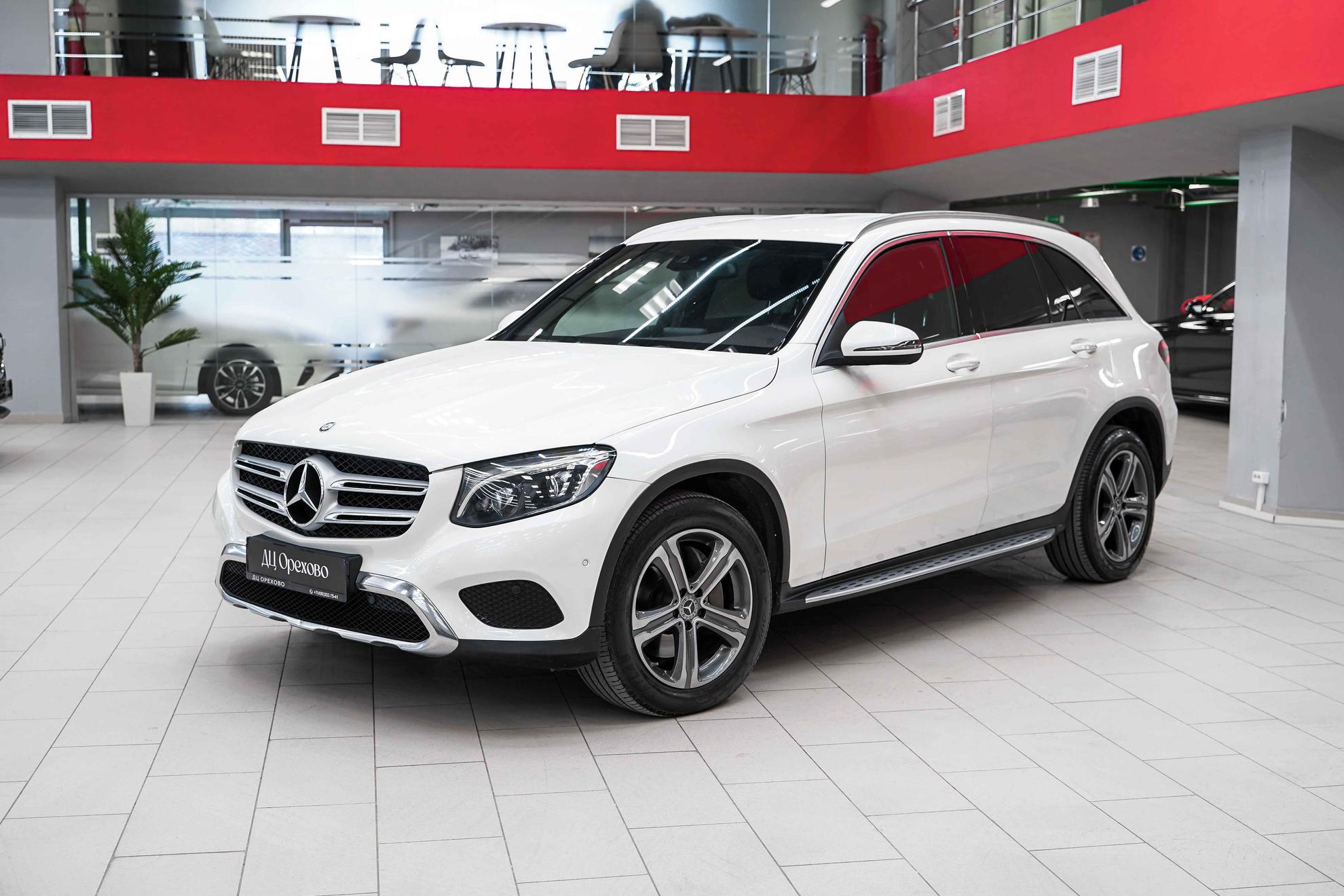 Mercedes-Benz GLC 2017, белый, ДЦ Орехово