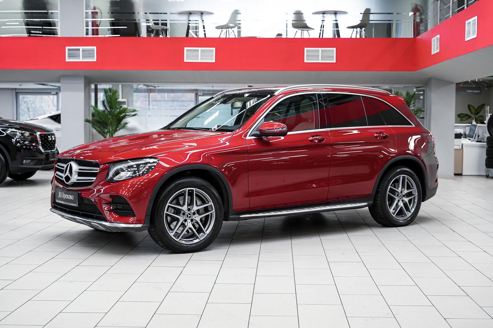 Mercedes-Benz GLC 2017, красный, ДЦ Орехово