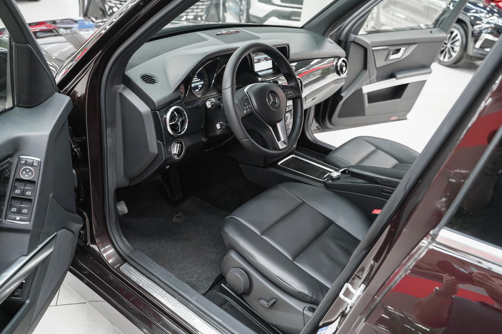 Mercedes-Benz GLK-Класс 2013, коричневый, ДЦ Орехово
