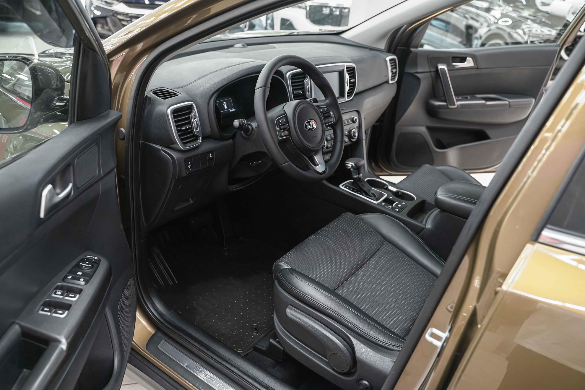 Kia Sportage 2016, зеленый, ДЦ Орехово