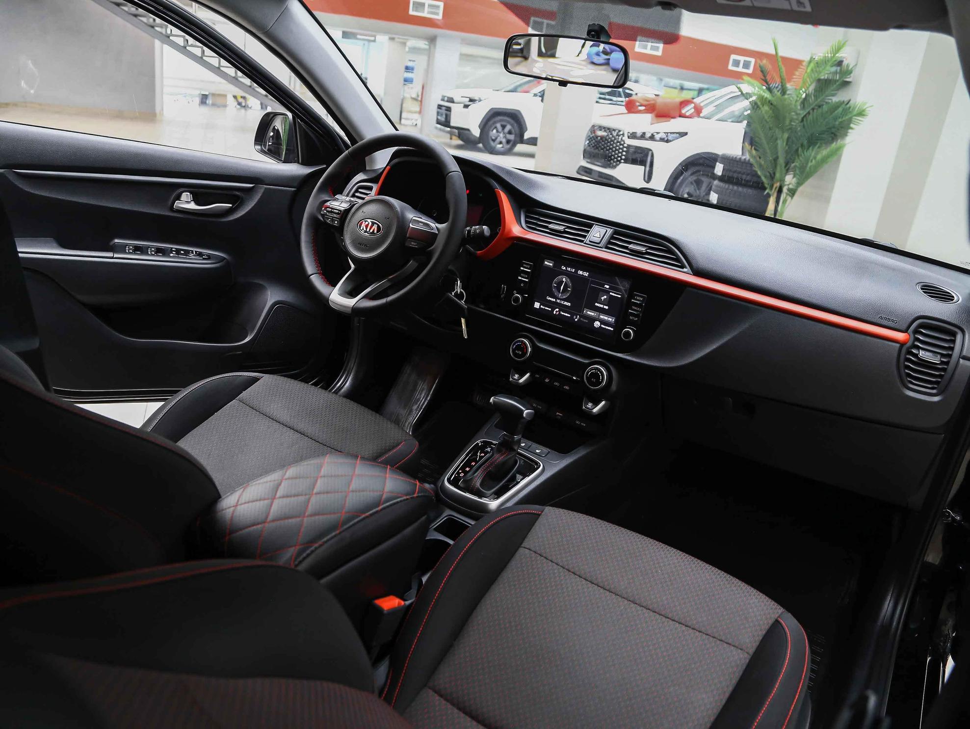Kia Rio 2021, черный, ДЦ Орехово