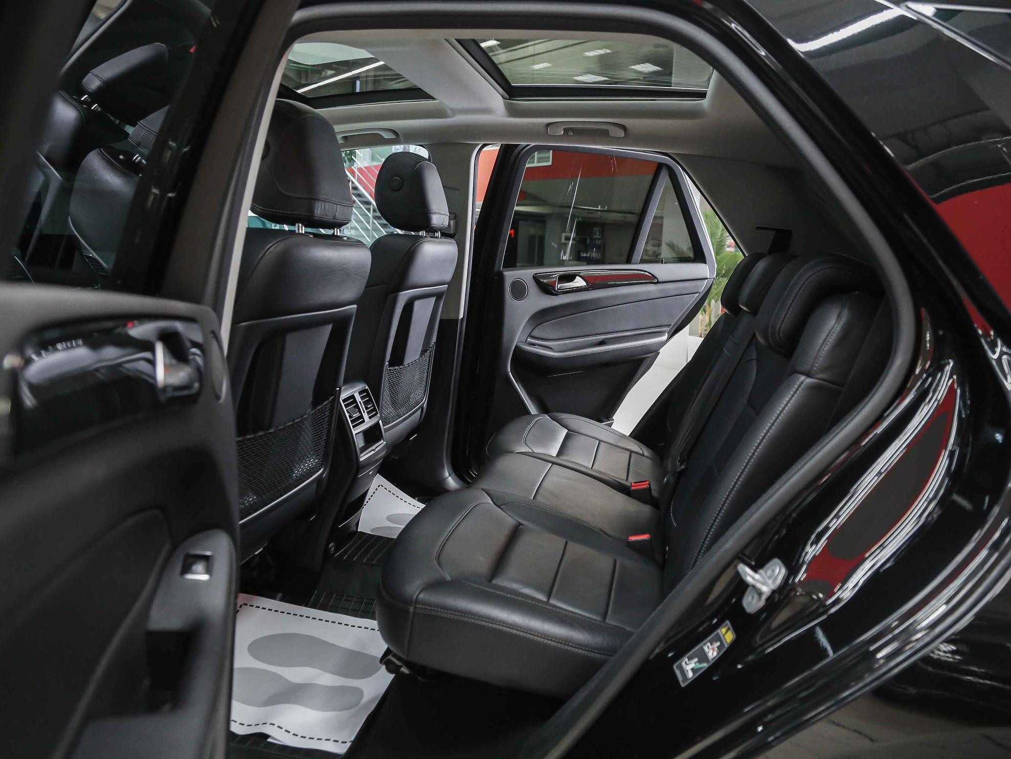 Mercedes-Benz GLE 2016, черный, ДЦ Орехово