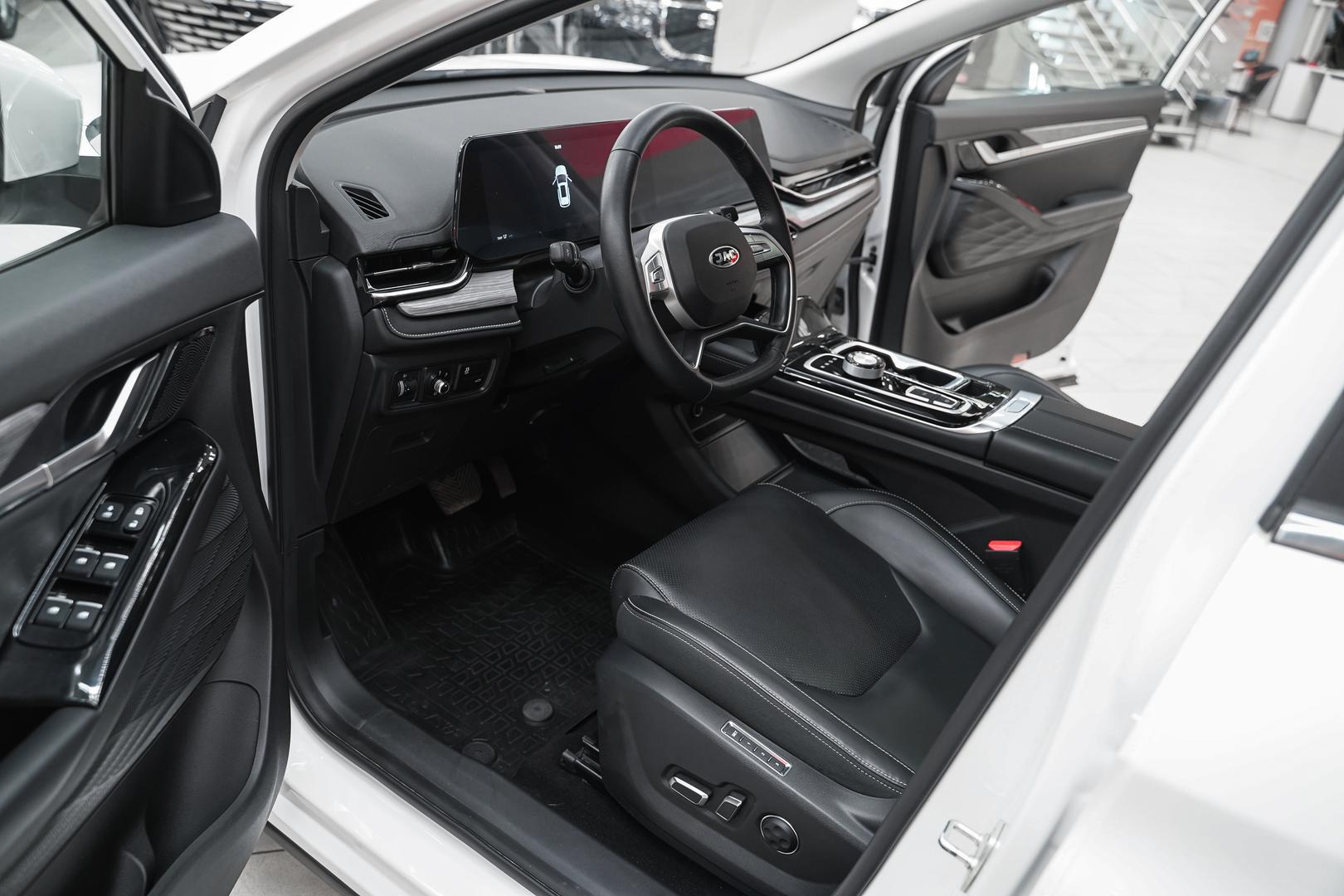 JAC JS6 2023, белый, ДЦ Орехово