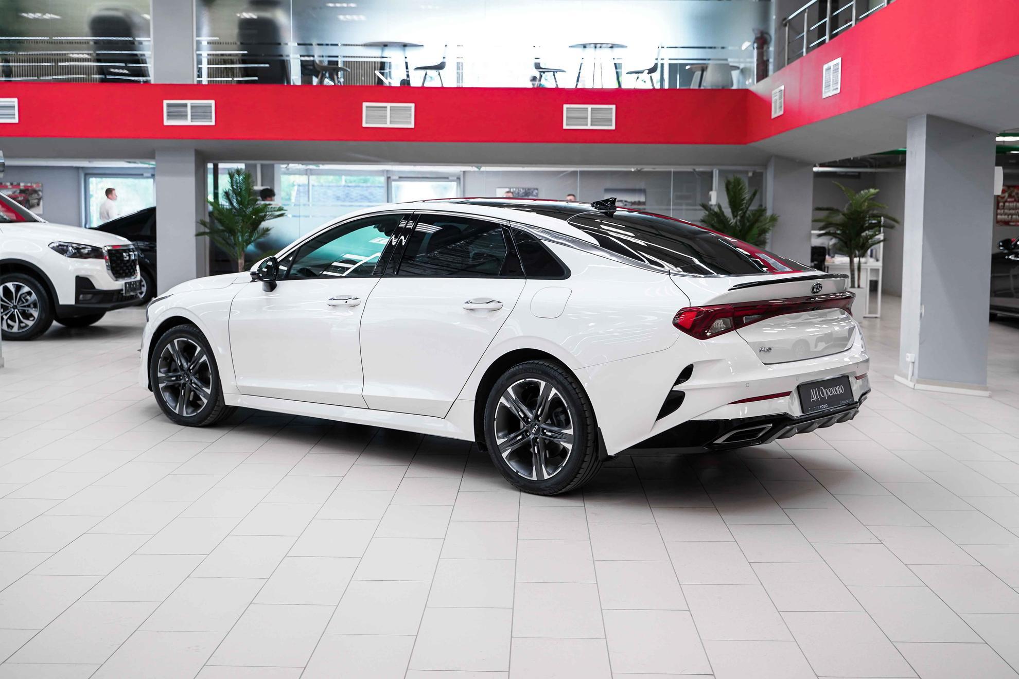 Kia K5 2021, белый, ДЦ Орехово