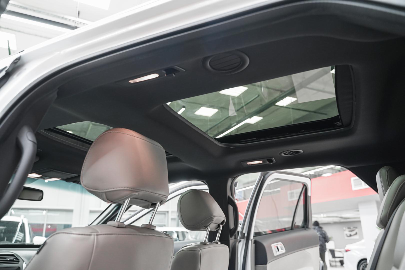 Ford Explorer 2013, белый, ДЦ Орехово