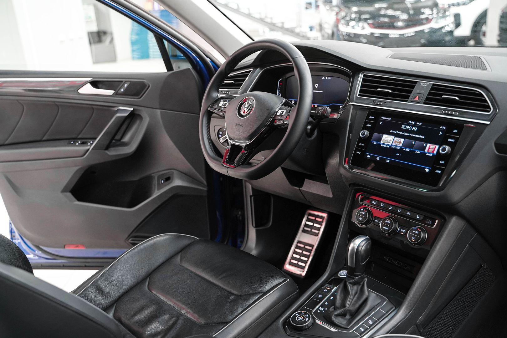 Volkswagen Tiguan 2019, синий, ДЦ Орехово