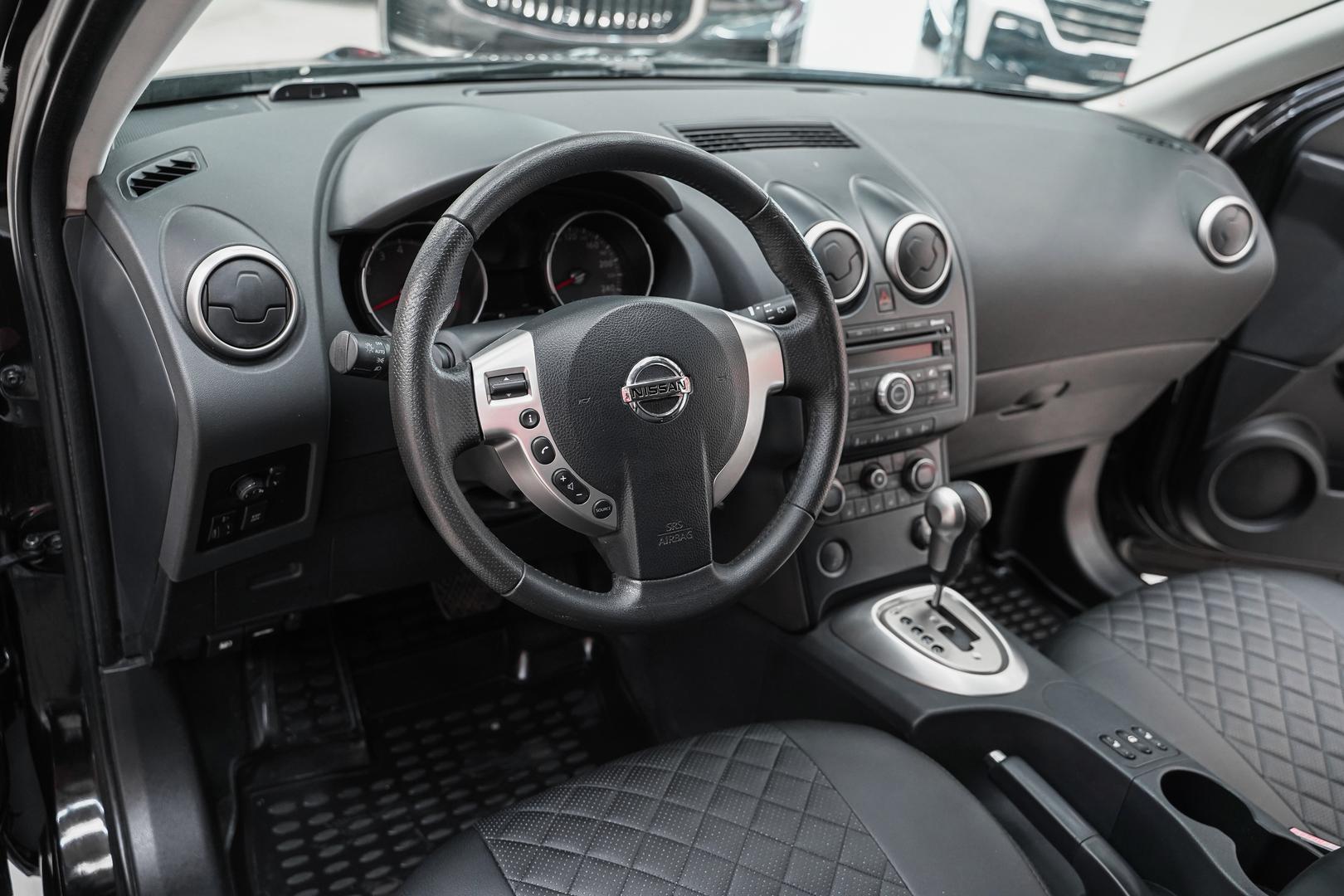 Nissan Qashqai 2009, черный, ДЦ Орехово