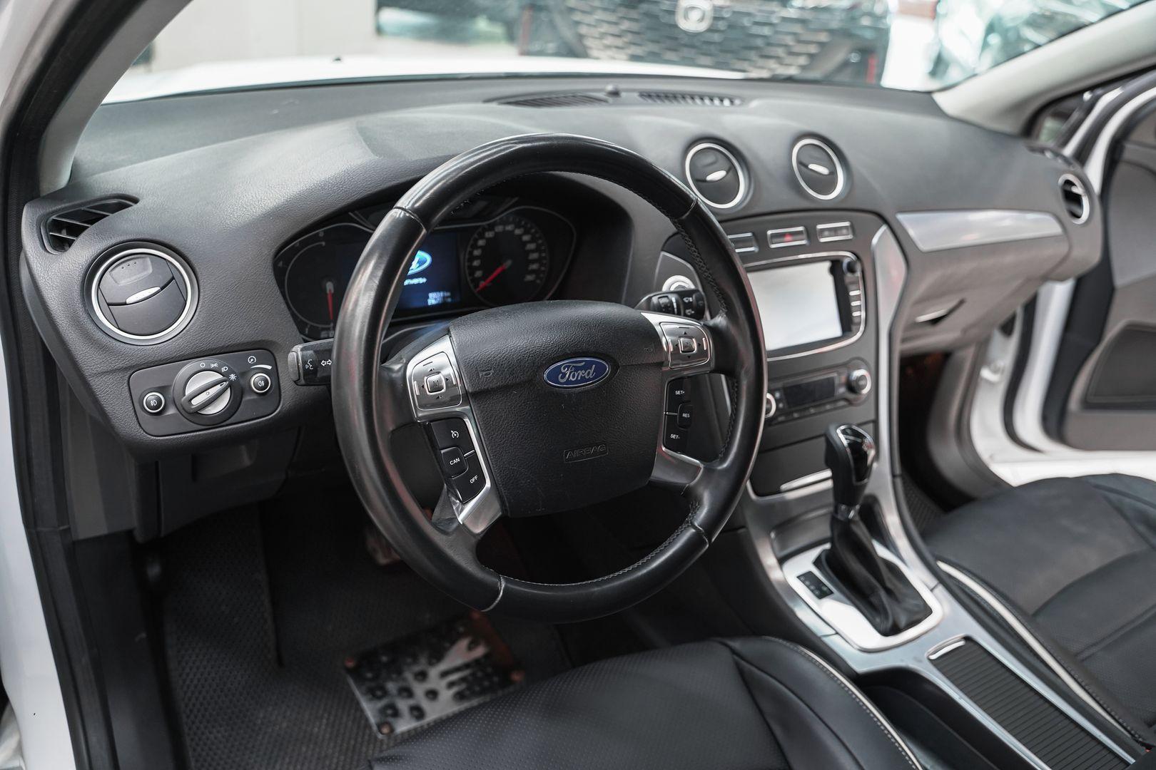 Ford Mondeo 2012, белый, ДЦ Орехово