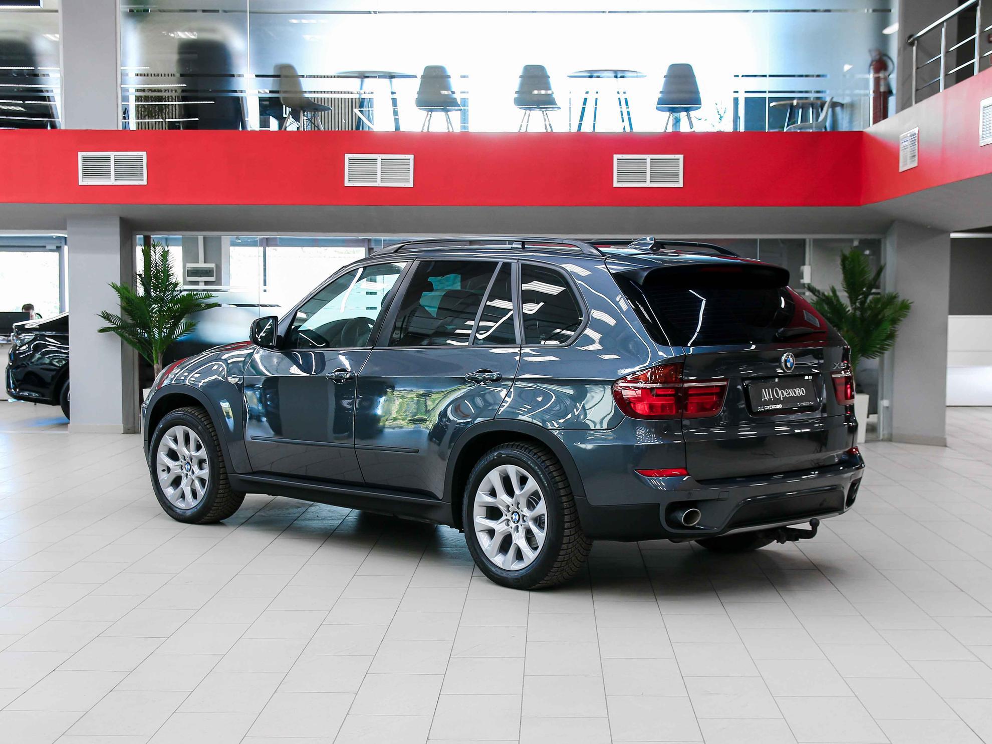 BMW X5 2012, серый, ДЦ Орехово