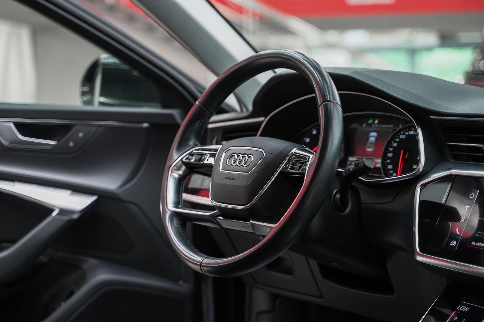 Audi A6 2020, черный, ДЦ Орехово