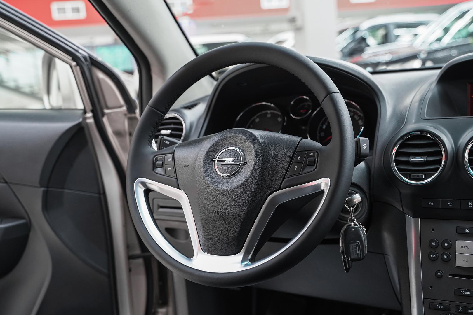 Opel Antara 2012, бежевый, ДЦ Орехово