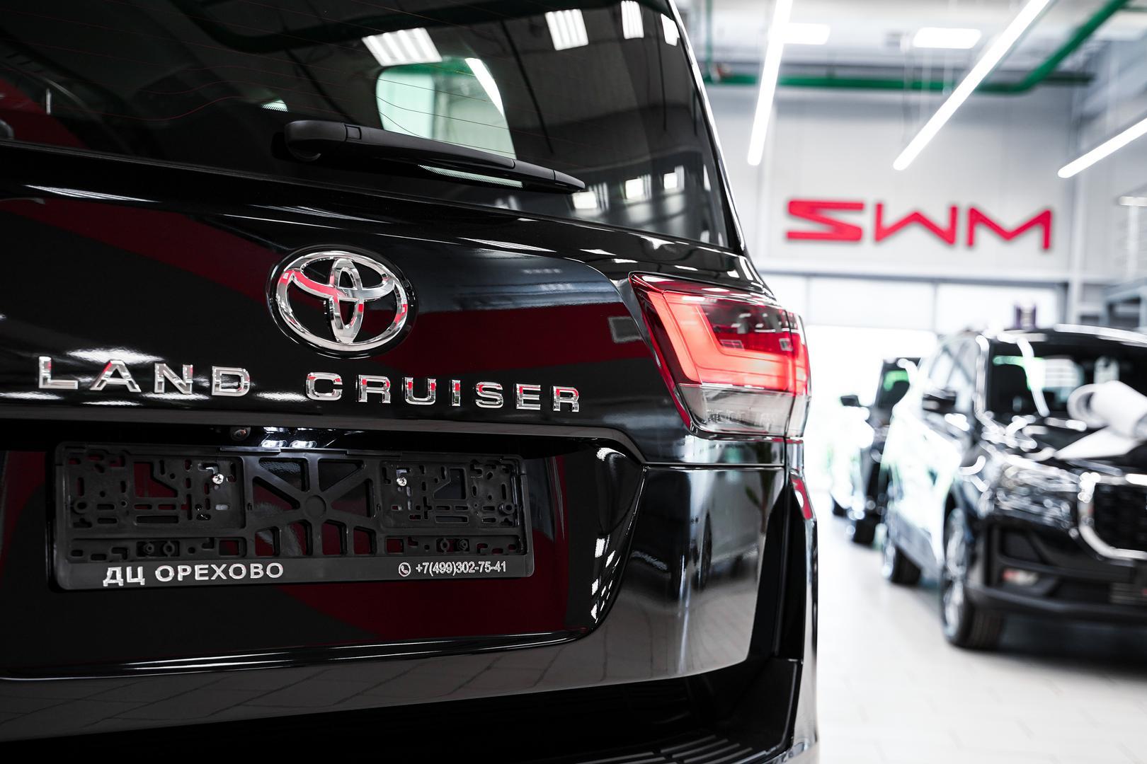 Toyota Land Cruiser 2024, черный, ДЦ Орехово