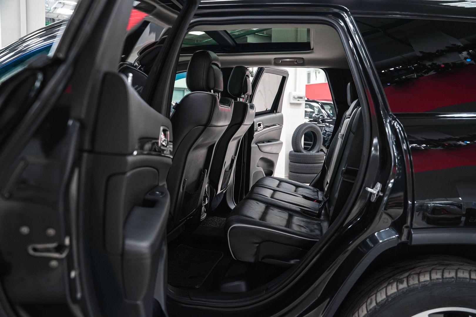 Jeep Grand Cherokee 2012, черный, ДЦ Орехово