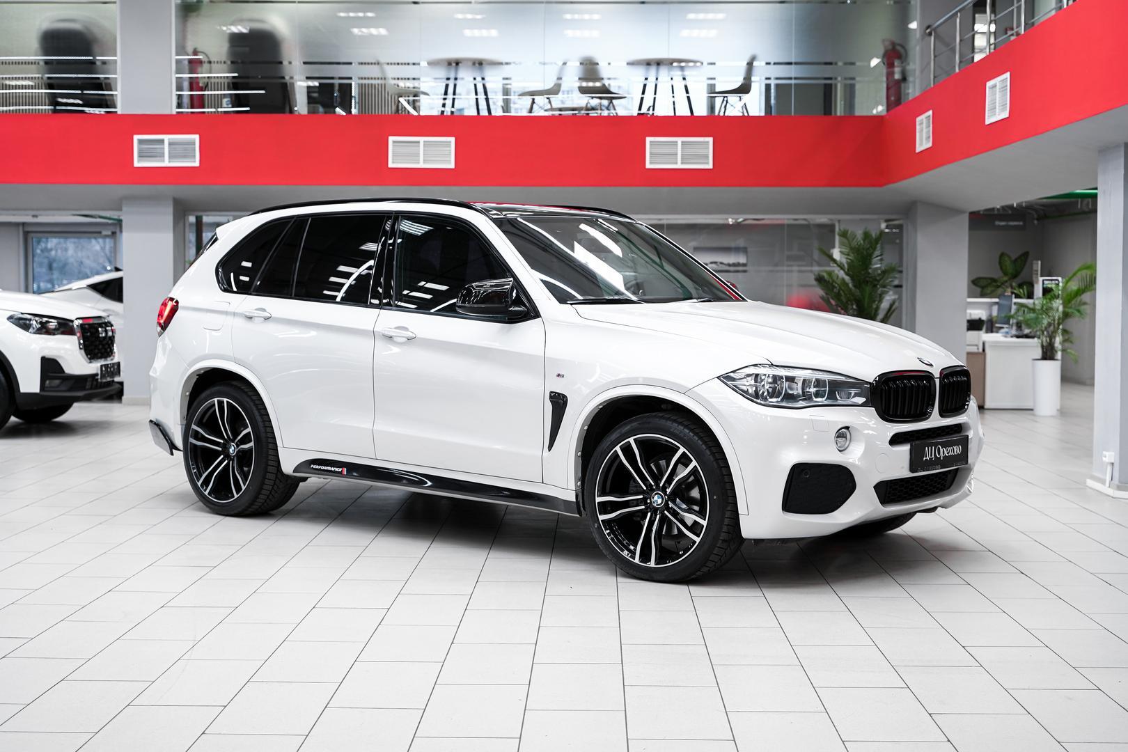 BMW X5 2015, белый, ДЦ Орехово