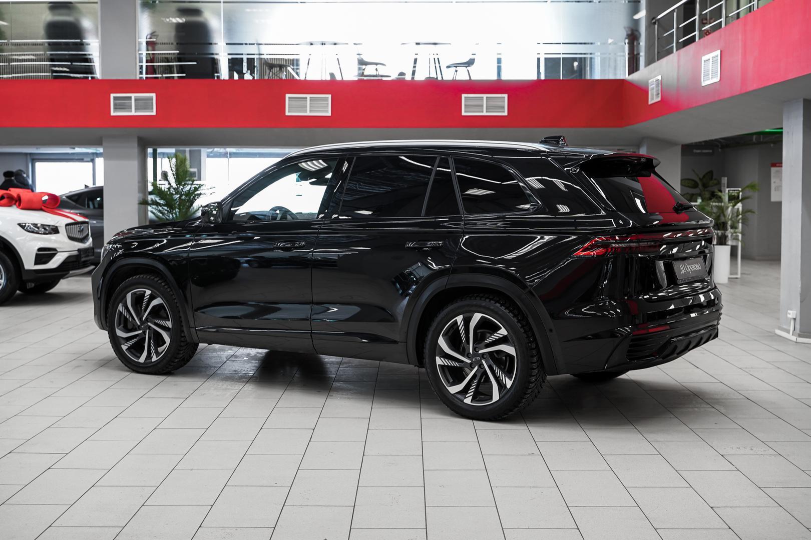 Geely Monjaro 2023, черный, ДЦ Орехово