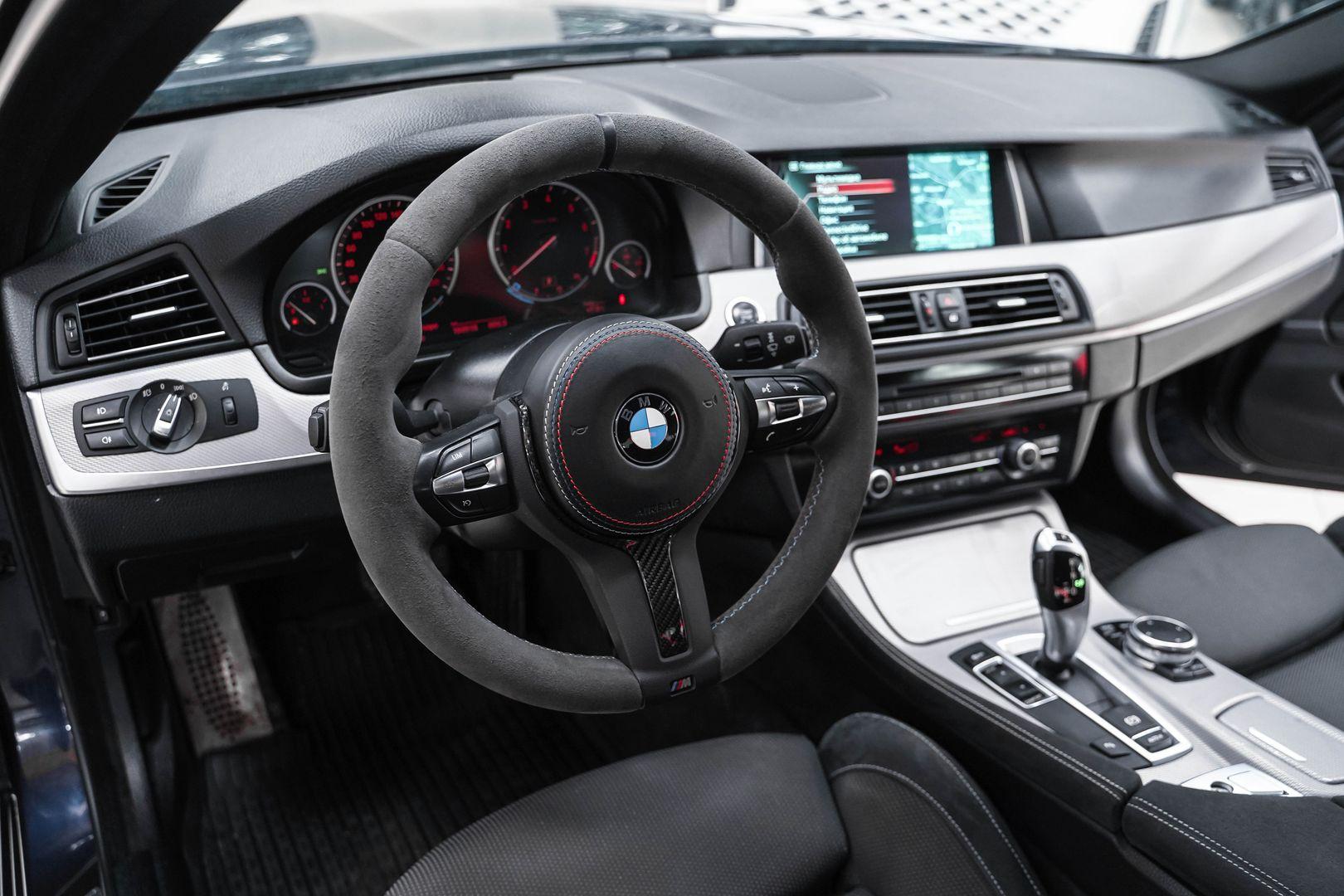 BMW 5 серии 2014, синий, ДЦ Орехово