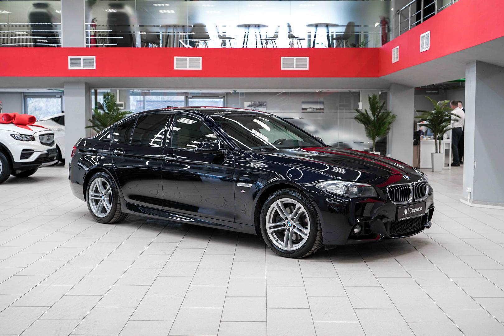 BMW 5 серии 2013, черный, ДЦ Орехово