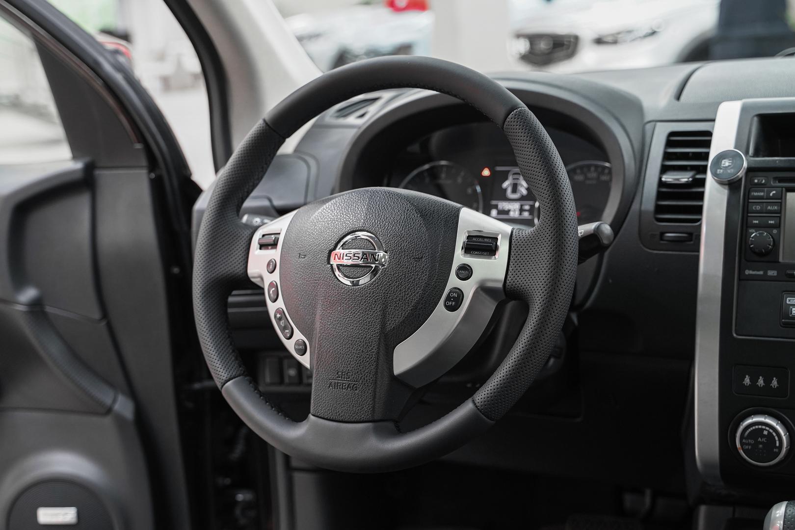 Nissan X-Trail 2012, пурпурный, ДЦ Орехово