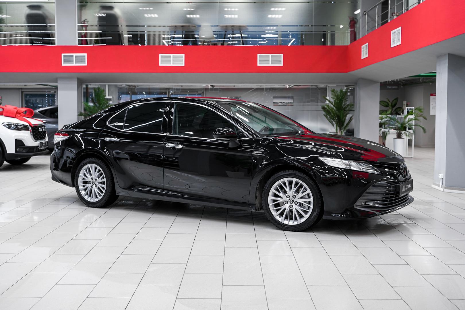 Toyota Camry 2020, черный, ДЦ Орехово