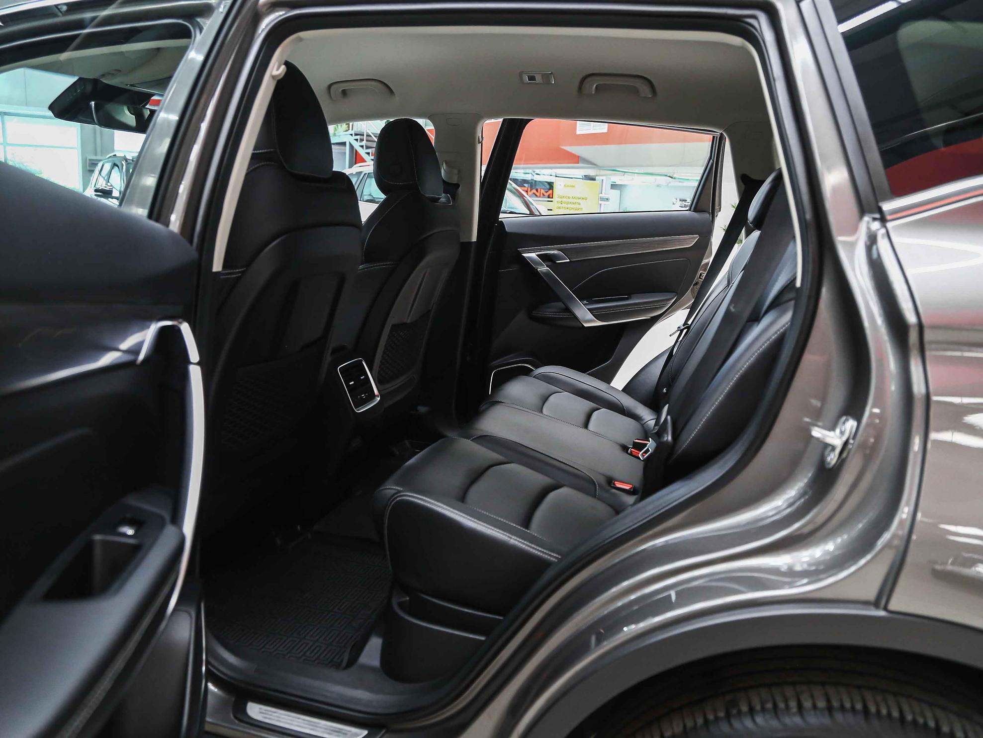 Geely Atlas Pro 2023, серый, ДЦ Орехово