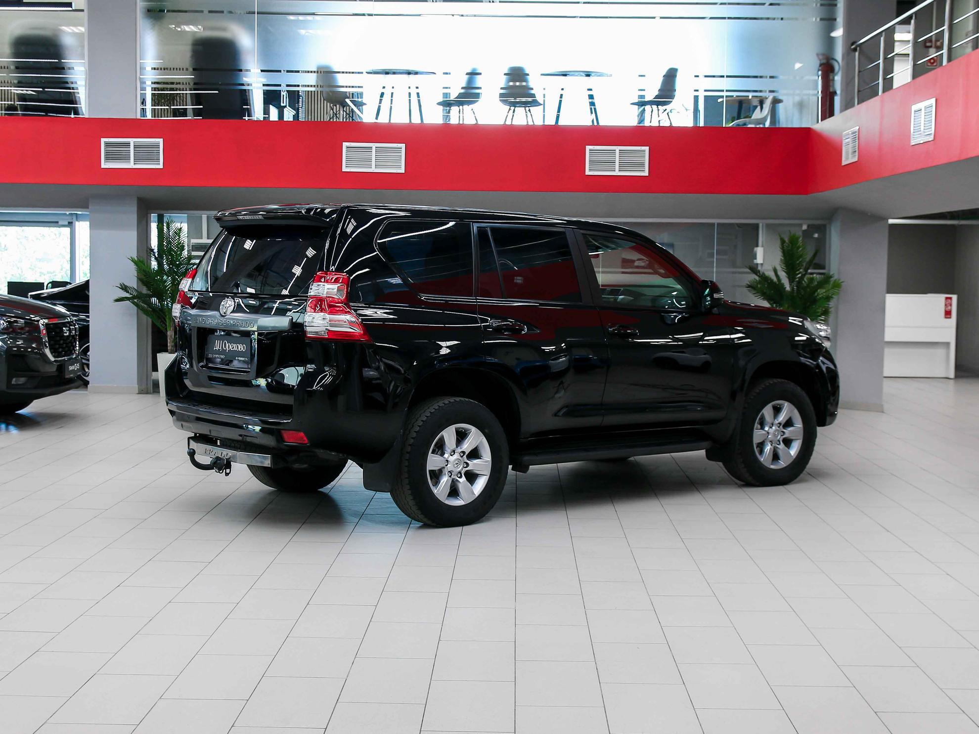 Toyota Land Cruiser Prado 2014, черный, ДЦ Орехово