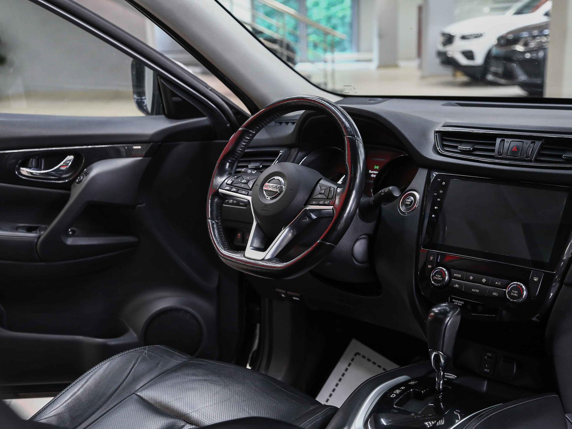 Nissan X-Trail 2018, серый, ДЦ Орехово