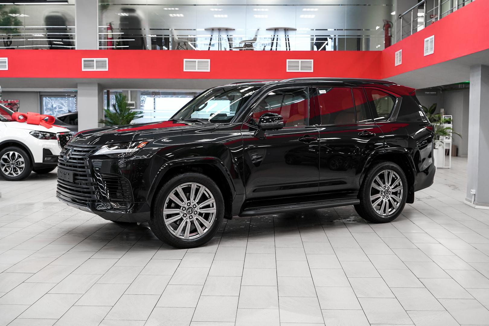 Lexus LX 2025, черный, ДЦ Орехово