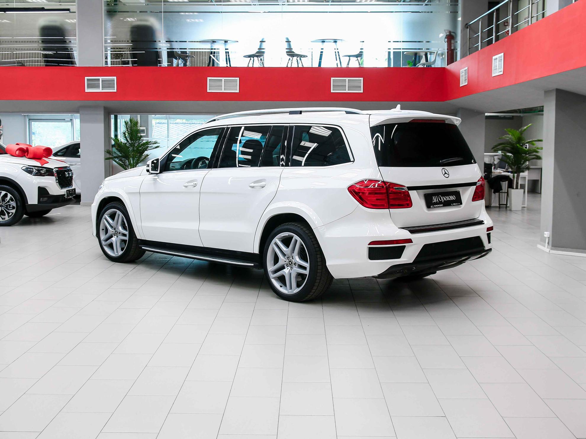 Mercedes-Benz GL-Класс 2014, белый, ДЦ Орехово