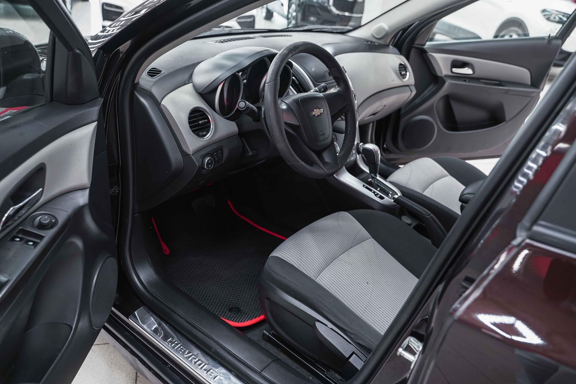 Chevrolet Cruze 2013, коричневый, ДЦ Орехово
