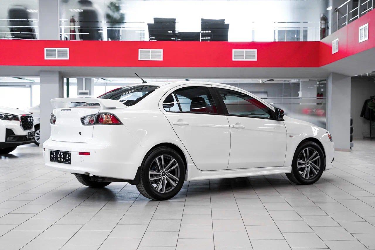 Mitsubishi Lancer 2013, белый, ДЦ Орехово