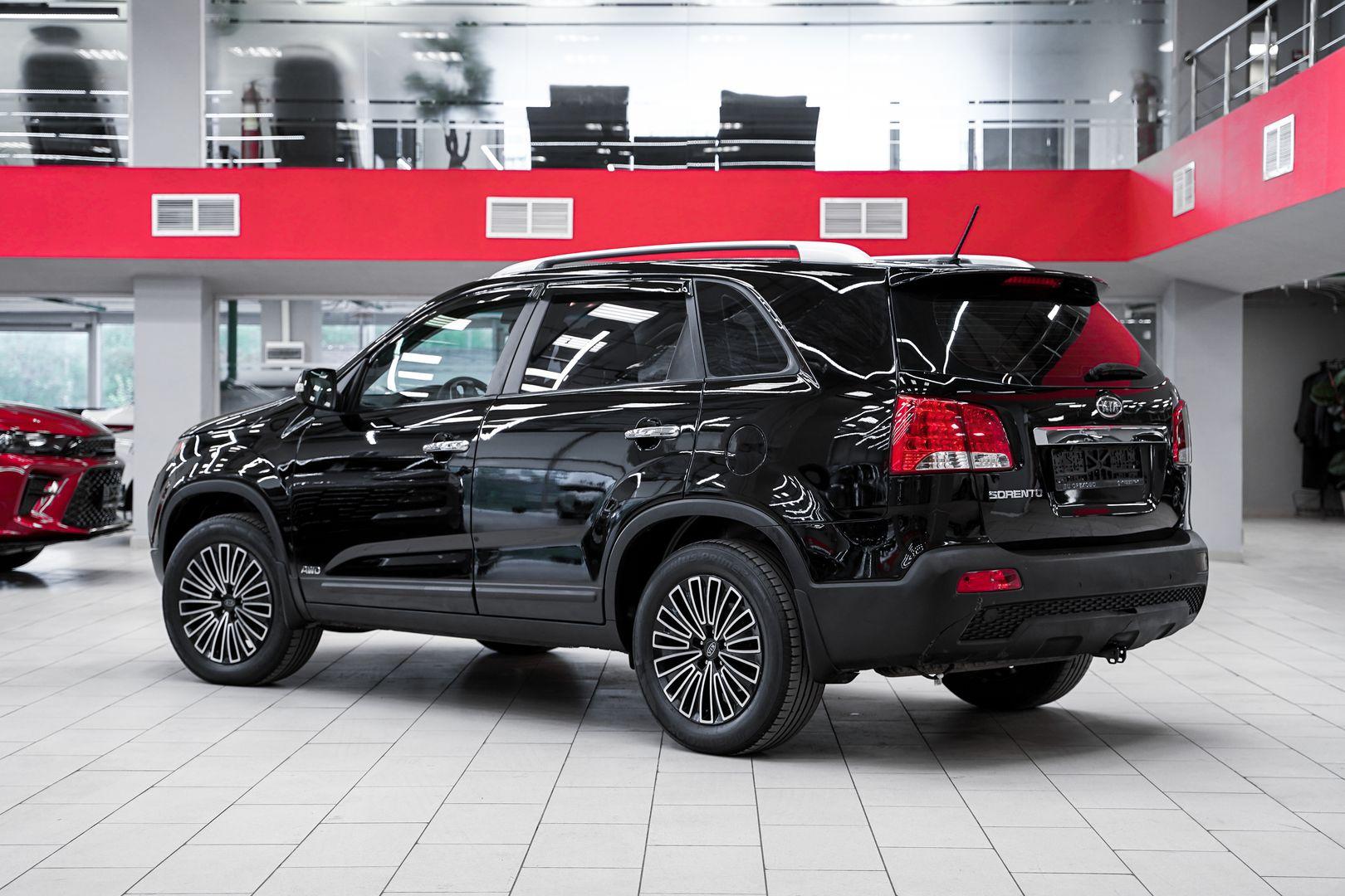 Kia Sorento 2012, черный, ДЦ Орехово