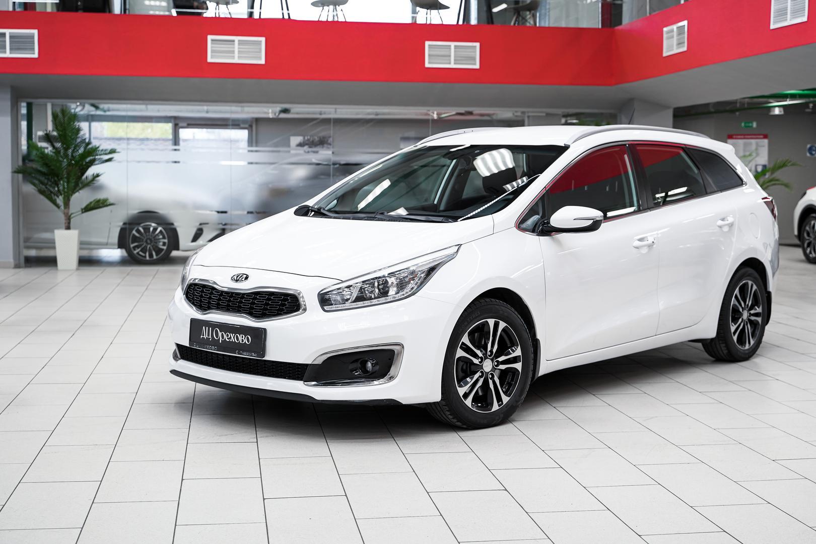 Kia Ceed 2016, белый, ДЦ Орехово