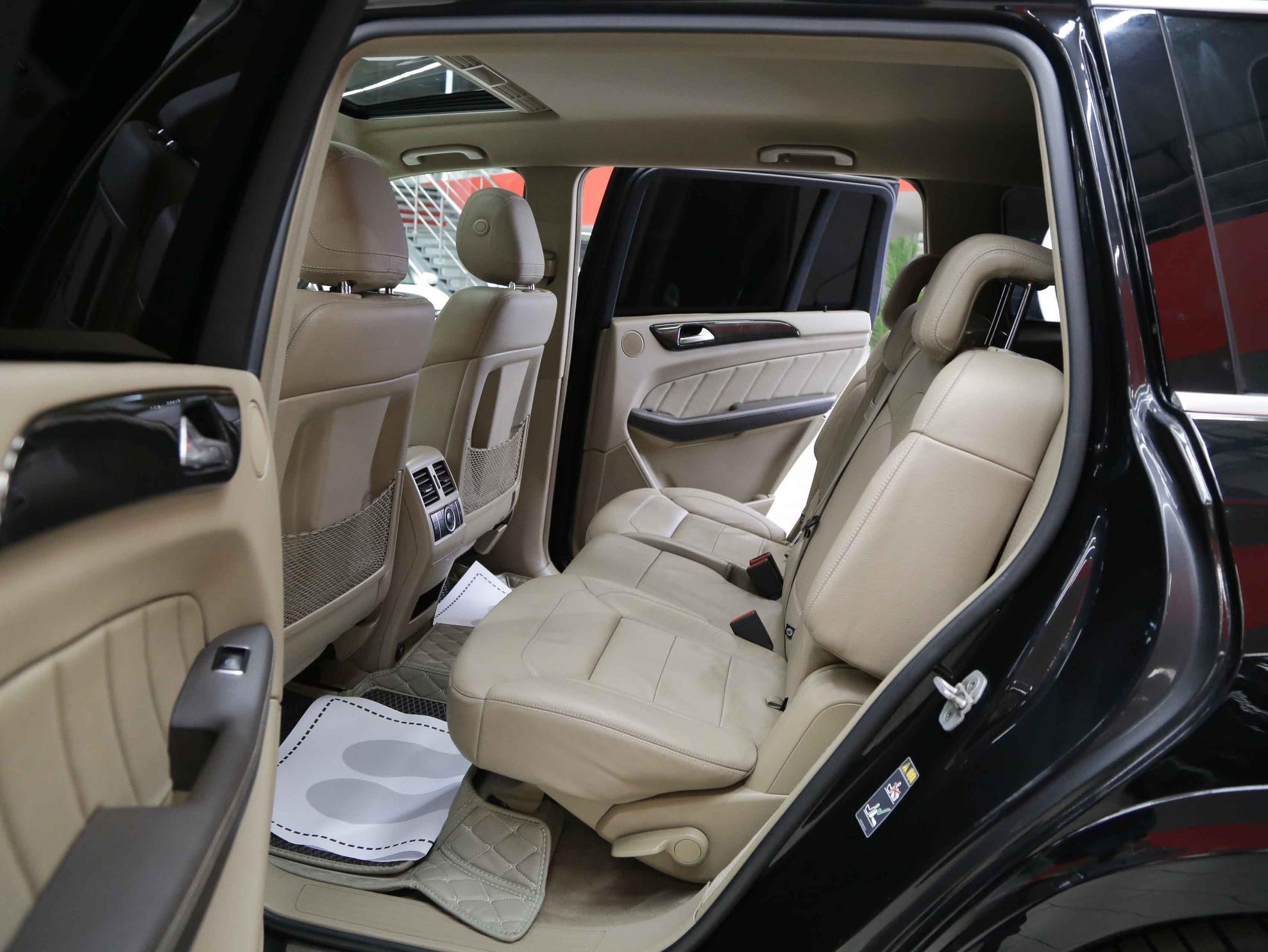 Mercedes-Benz GL-Класс 2015, черный, ДЦ Орехово
