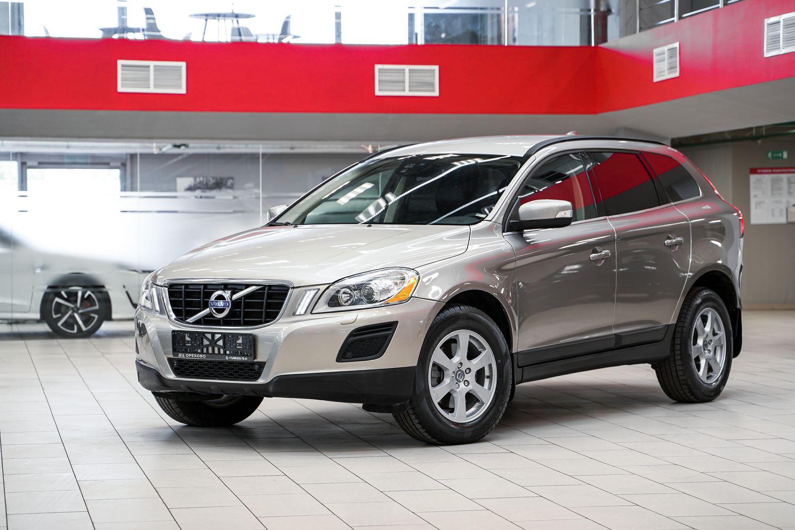 Volvo XC60 2012, бежевый, ДЦ Орехово