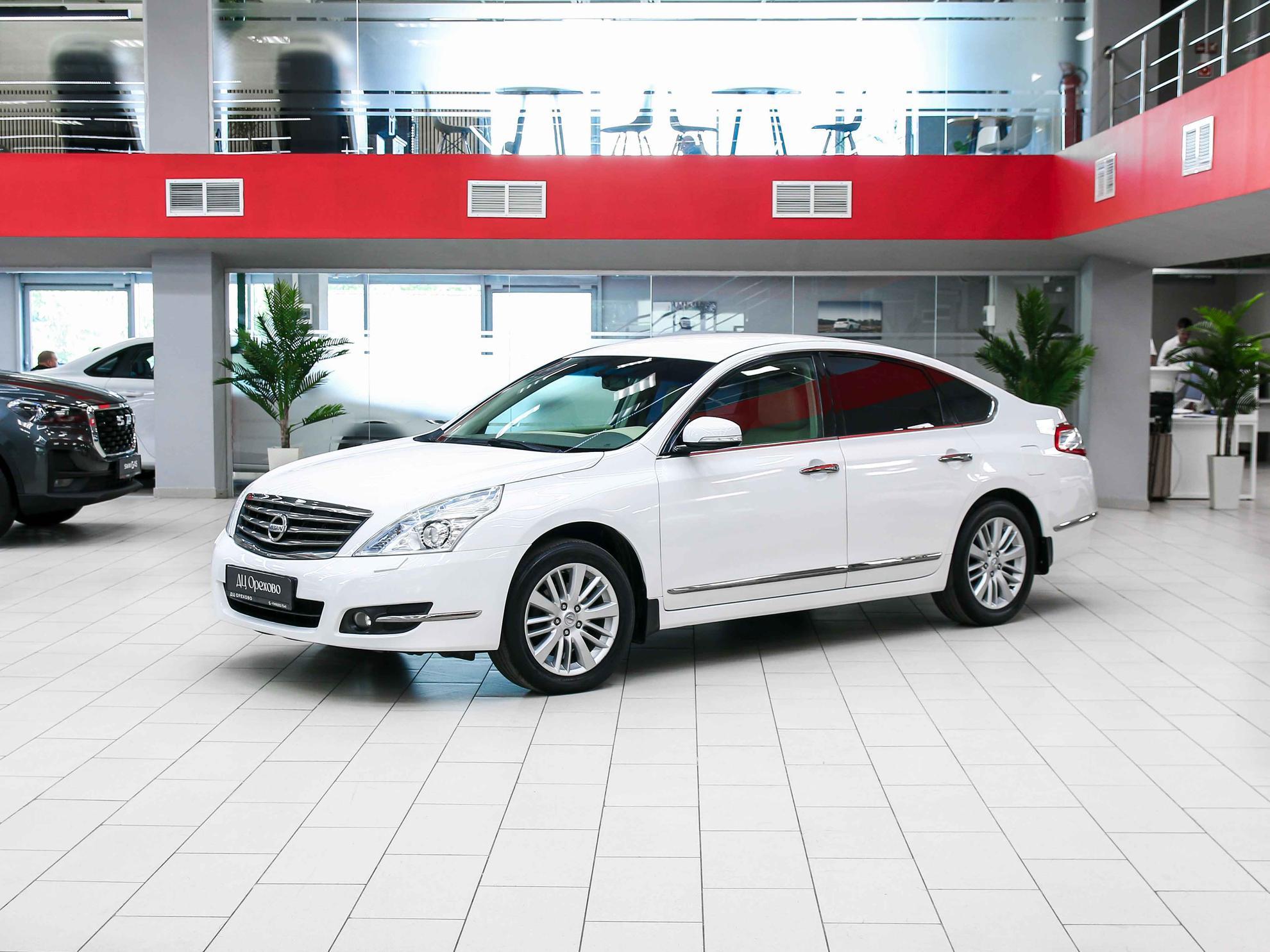 Nissan Teana 2012, белый, ДЦ Орехово