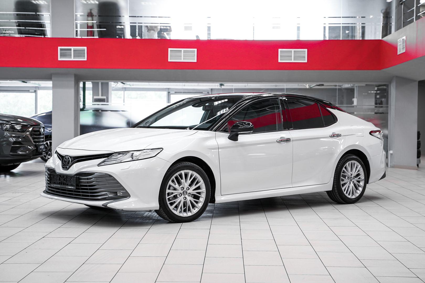 Toyota Camry 2019, белый, ДЦ Орехово