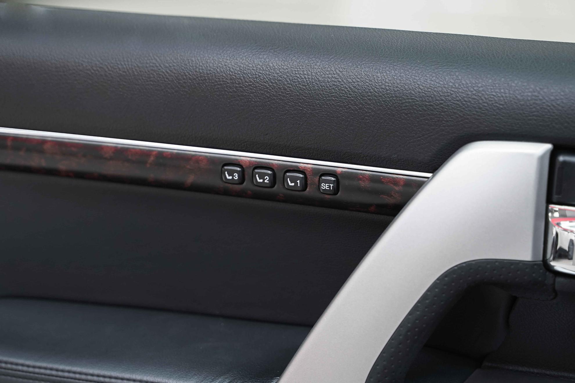 Toyota Land Cruiser 2014, белый, ДЦ Орехово