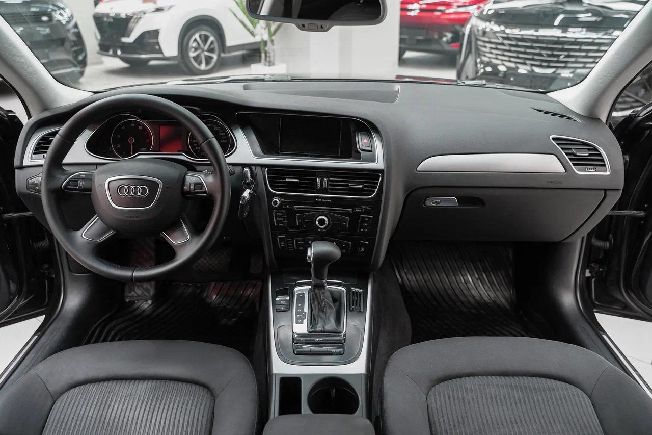 Audi A4 2012, черный, ДЦ Орехово