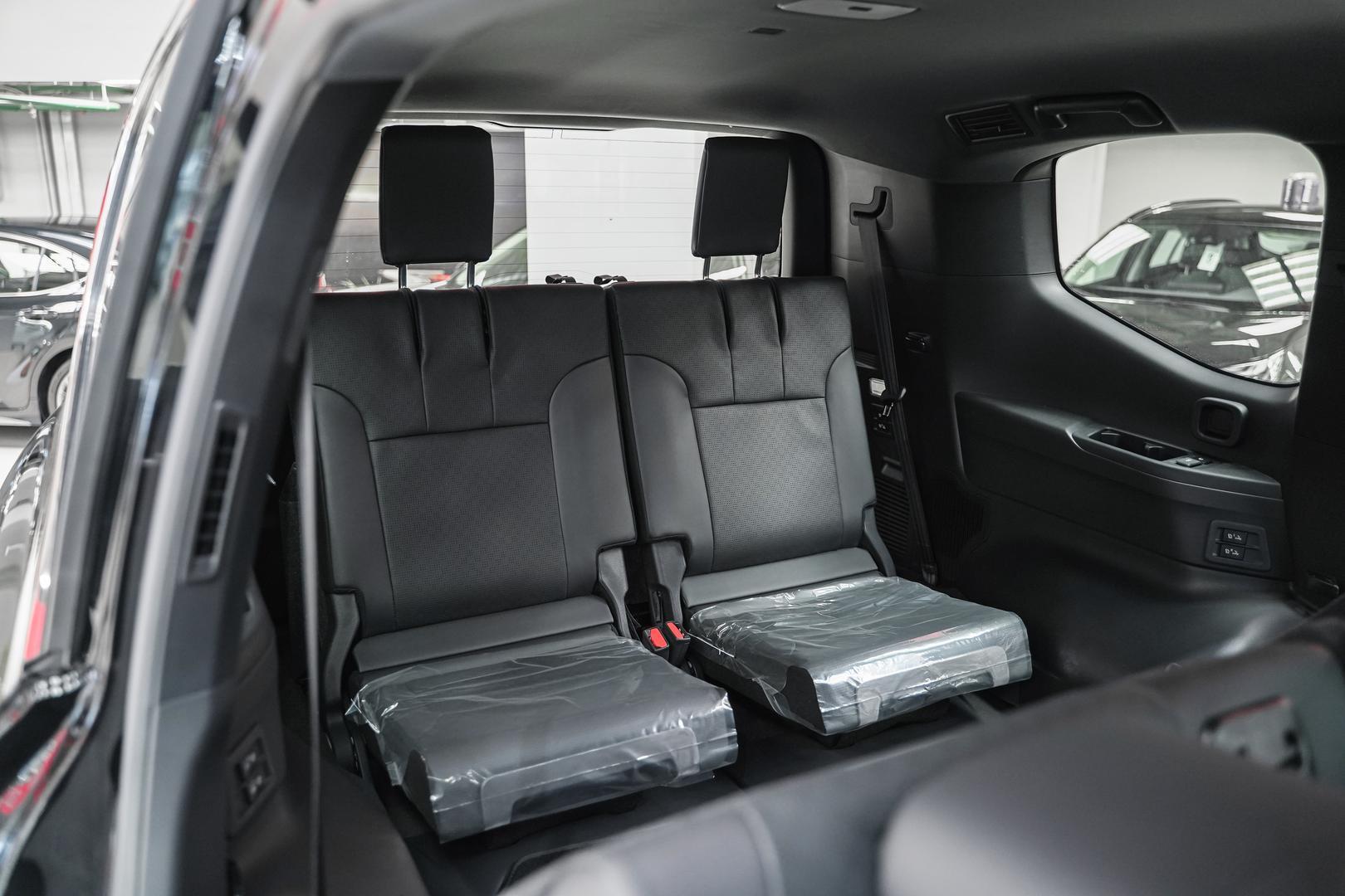 Toyota Land Cruiser 2025, черный, ДЦ Орехово