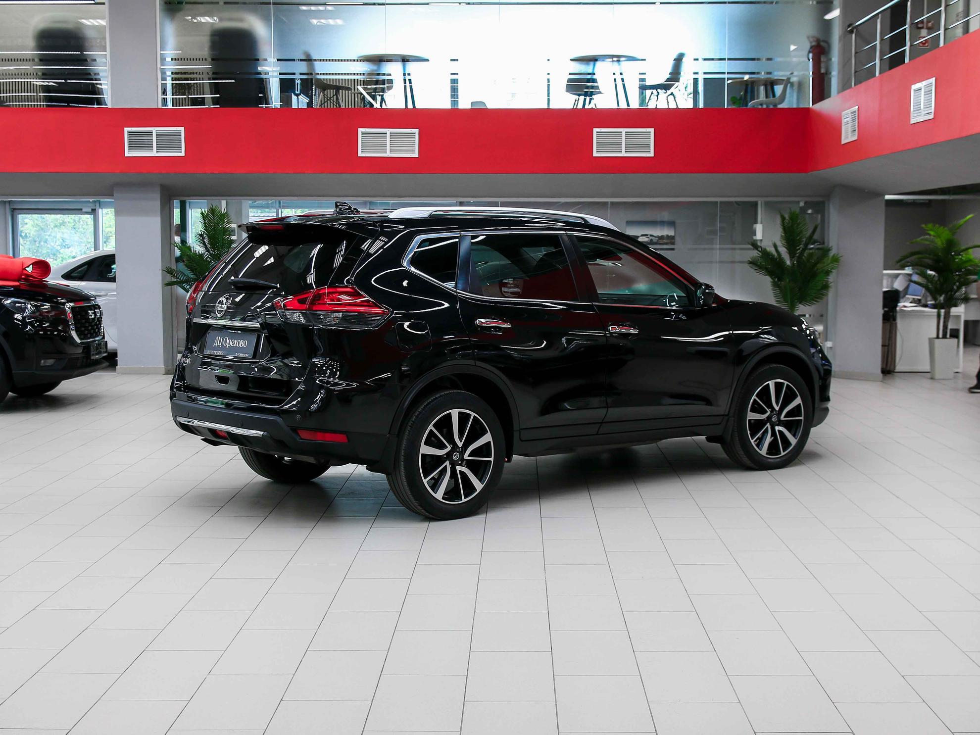 Nissan X-Trail 2019, черный, ДЦ Орехово