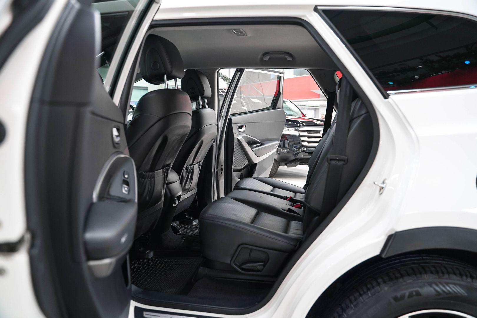 Hyundai Santa Fe 2014, белый, ДЦ Орехово