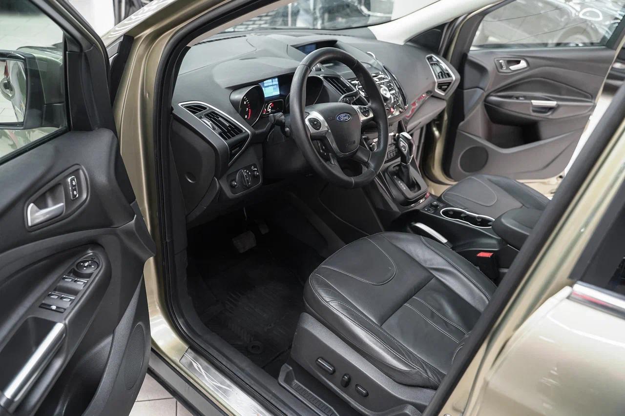 Ford Kuga 2013, серый, ДЦ Орехово