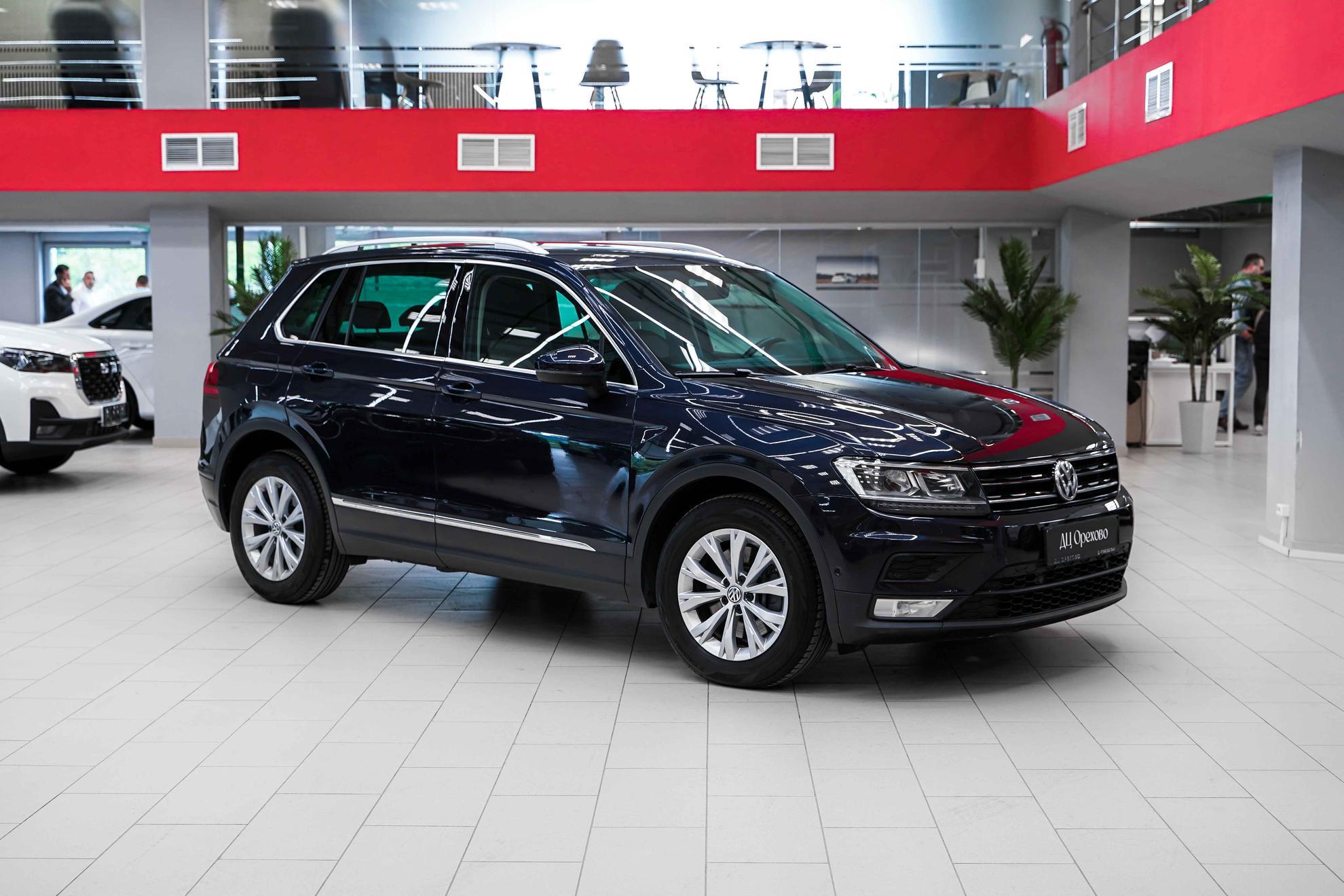 Volkswagen Tiguan 2017, синий, ДЦ Орехово