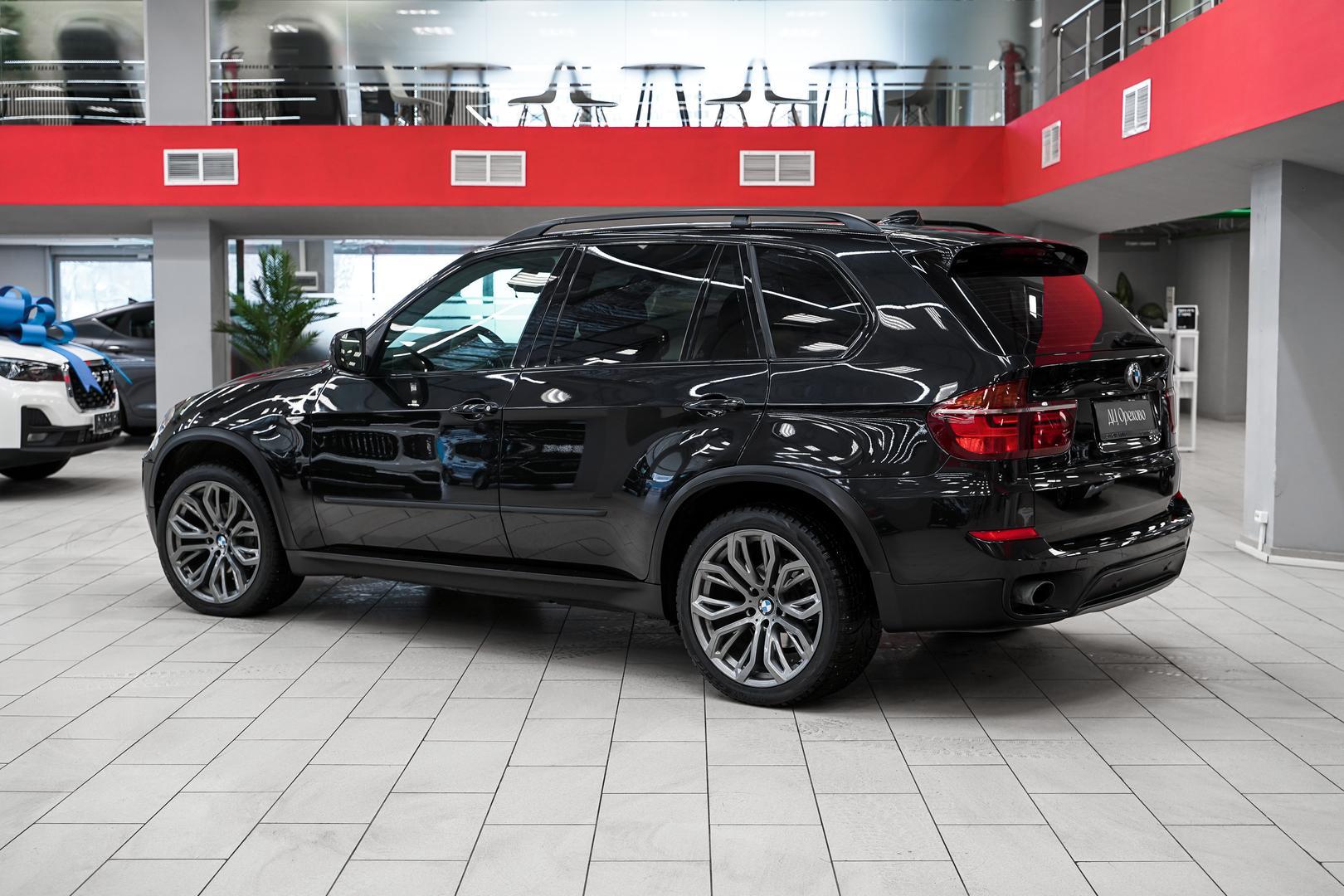 BMW X5 2011, черный, ДЦ Орехово