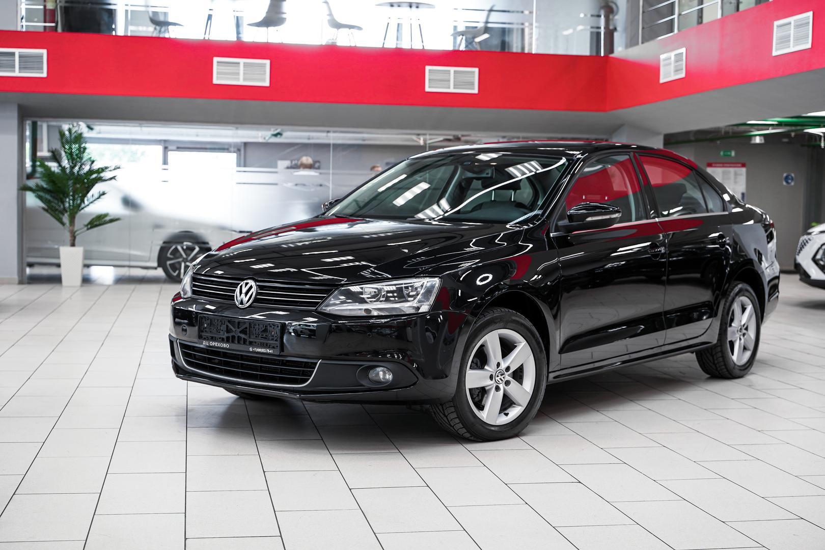 Volkswagen Jetta 2013, черный, ДЦ Орехово