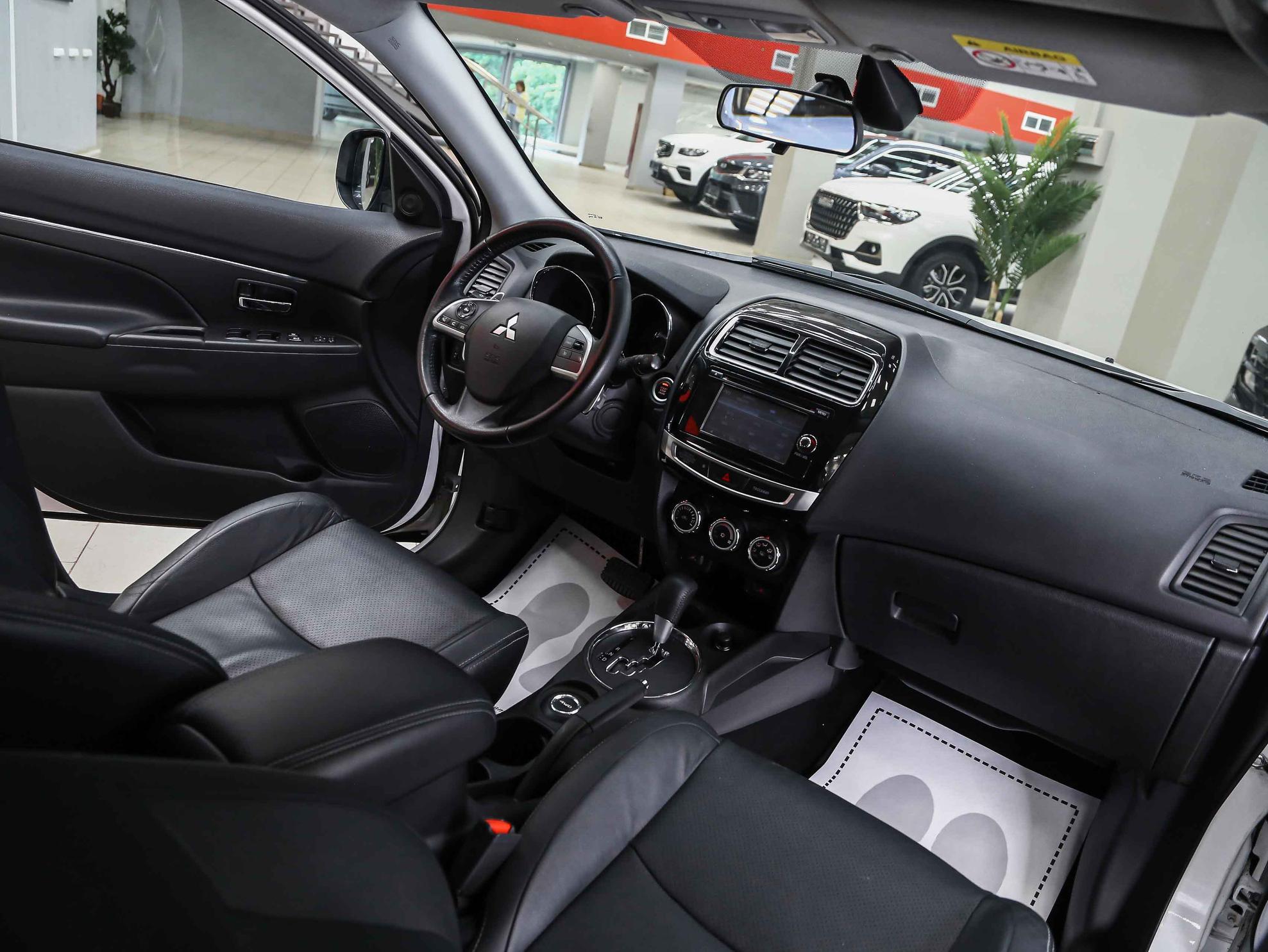 Mitsubishi ASX 2014, белый, ДЦ Орехово