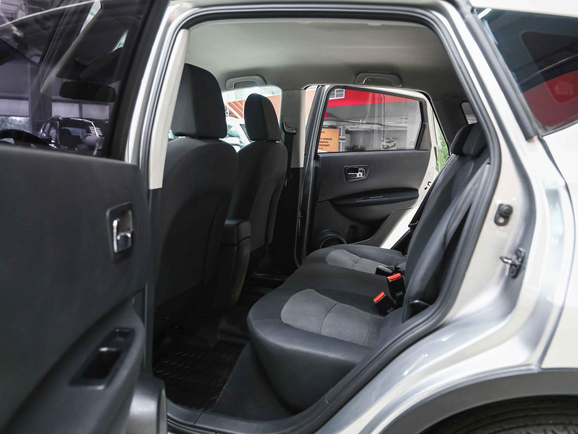 Nissan Qashqai 2011, серый, ДЦ Орехово