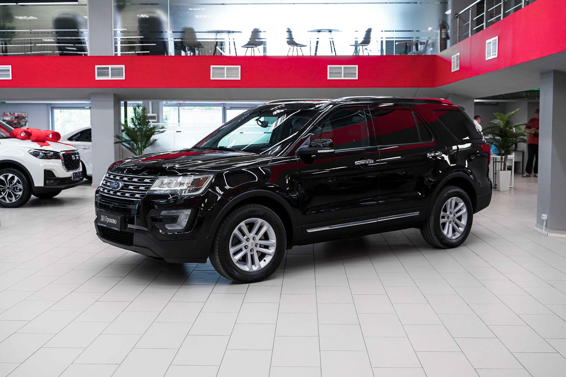 Ford Explorer 2016, черный, ДЦ Орехово