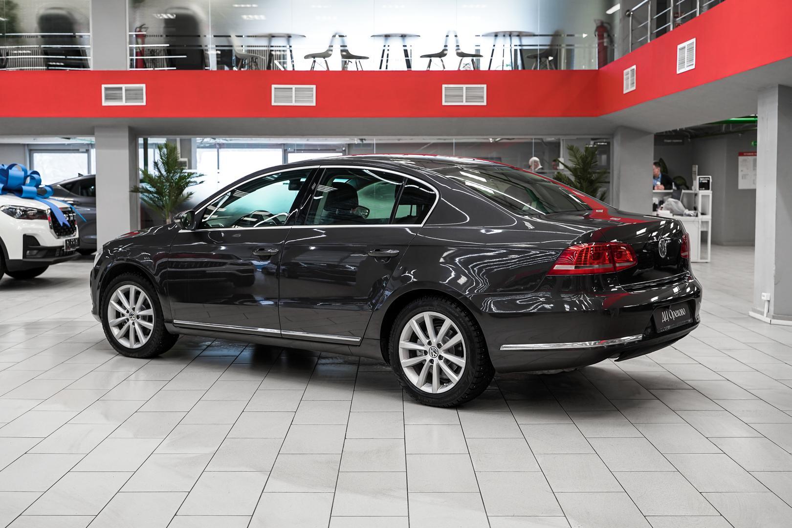 Volkswagen Passat 2011, черный, ДЦ Орехово